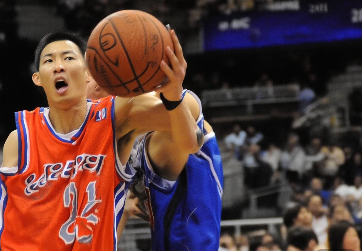 姚麦VS库里:07-08赛季火箭勇士经典