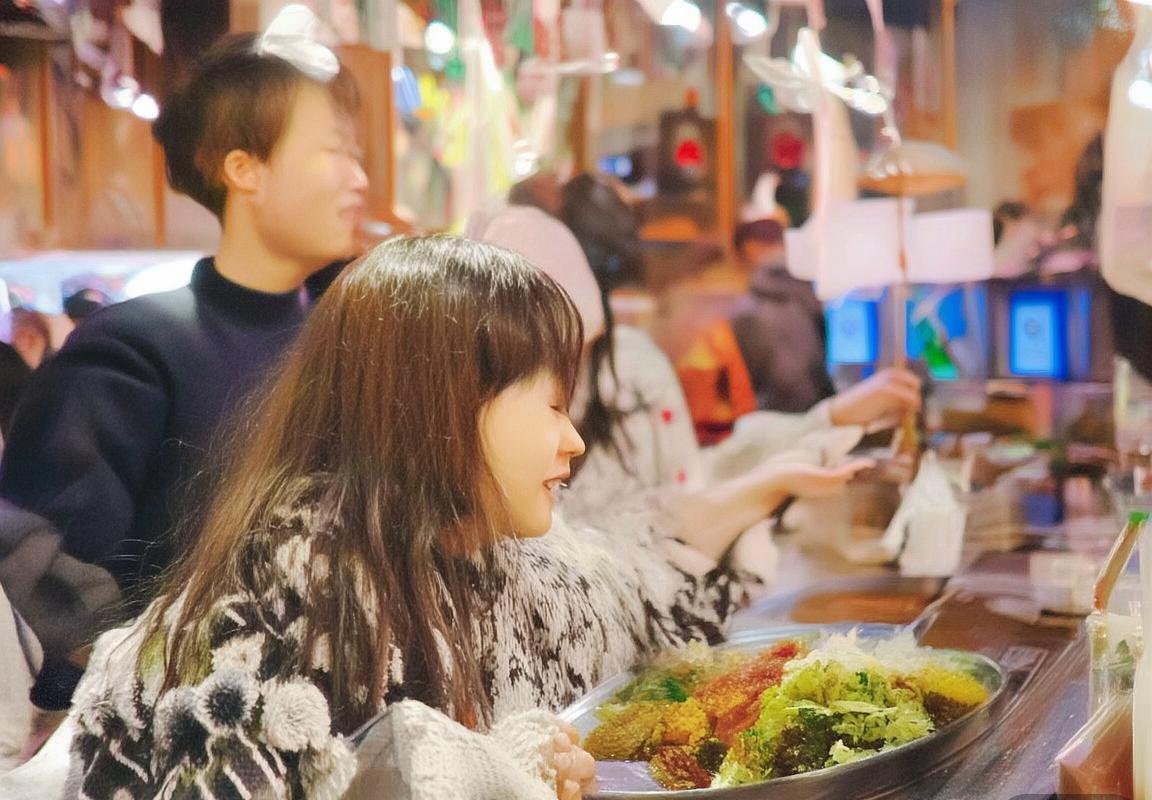 弗洛西VS博洛尼：经典对决解析：战术博弈与心理较量(图2)